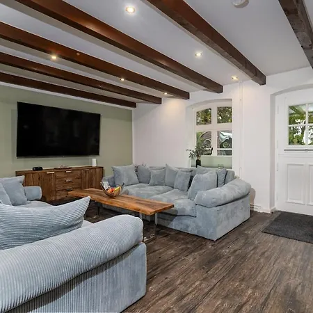 With 2 Bedrooms Holiday home Tating